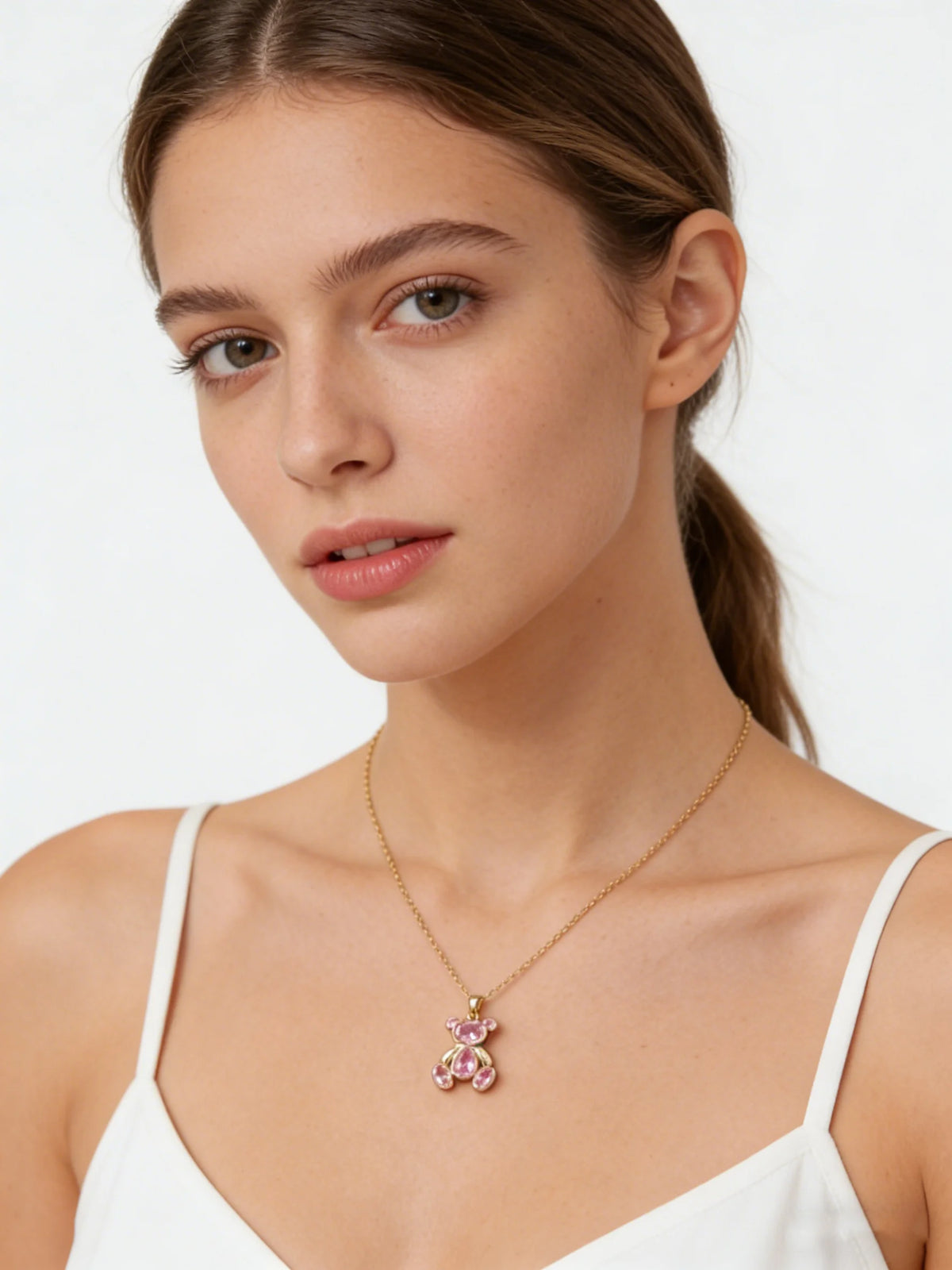 Collier ourson en zircon, pendentif doré délicat